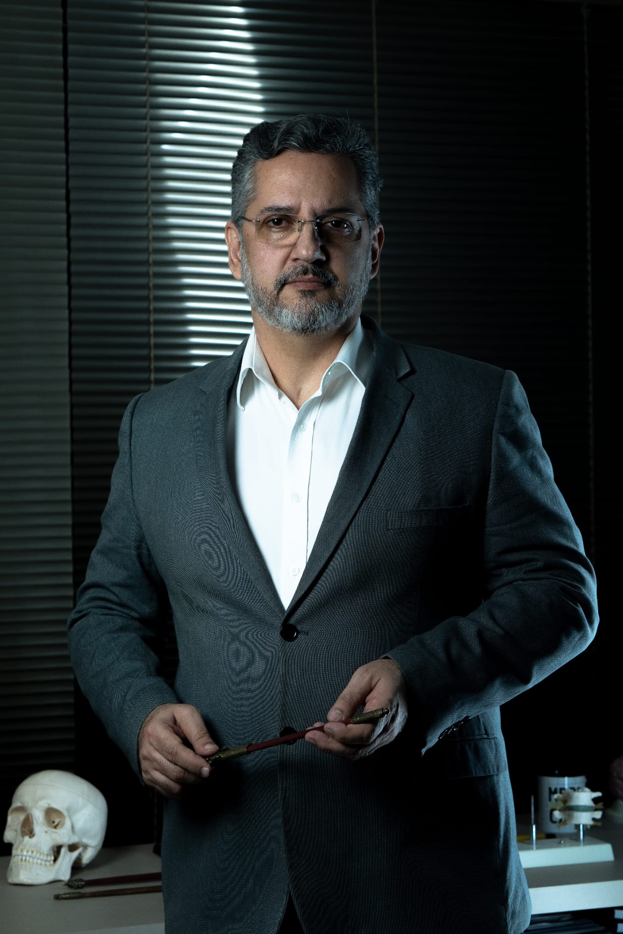 Dr. Vladmir Resende